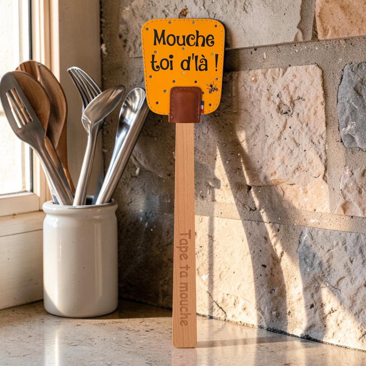 Mouche toi d'là !